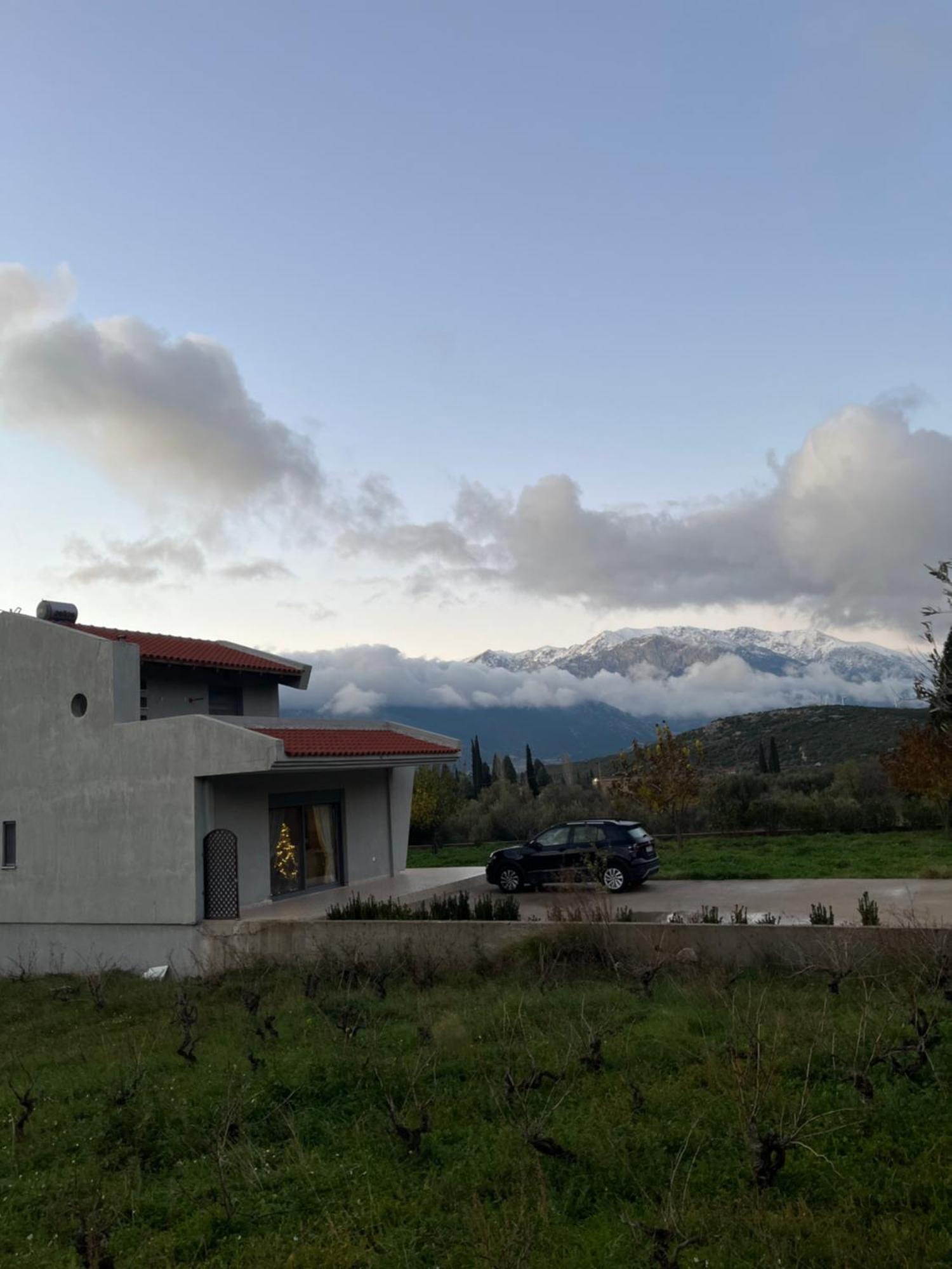 Stellas Guesthouse Near Arachova Stírion Buitenkant foto